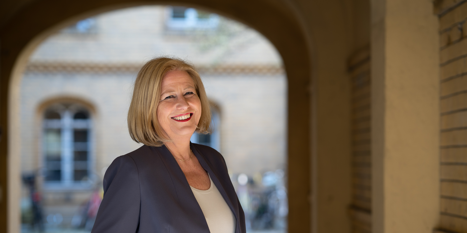 017_LIS07328_1500web